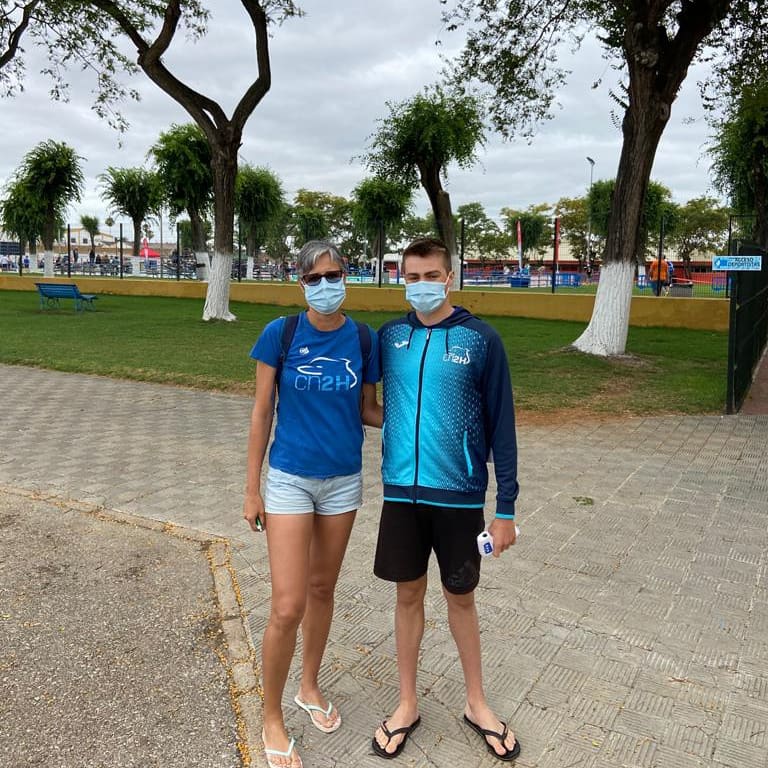 CNDosHermanas's tweet photo. Nuestros voluntarios en la jornada fanddi de hoy 😊
Muchas gracias por vuestra colaboración.
@DEPORTES_DH
@Ayto2Hermanas
@fanatacion
@Fanddiandalucia
#fanddi
#campeonatofanddiandalucia
#cn2h https://t.co/5Ltfutb36L