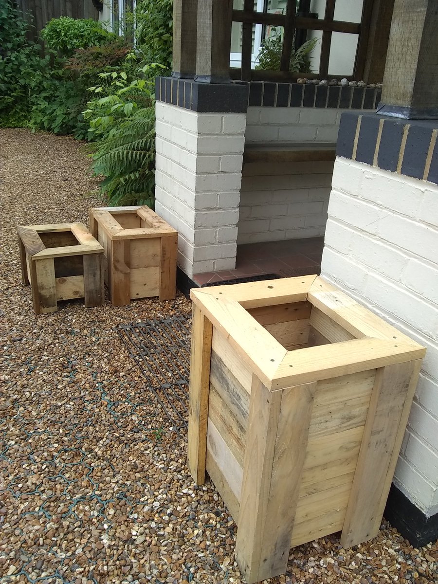 #Spring #Summer #GardenFurniture #Leatherhead #BeddingBoxes