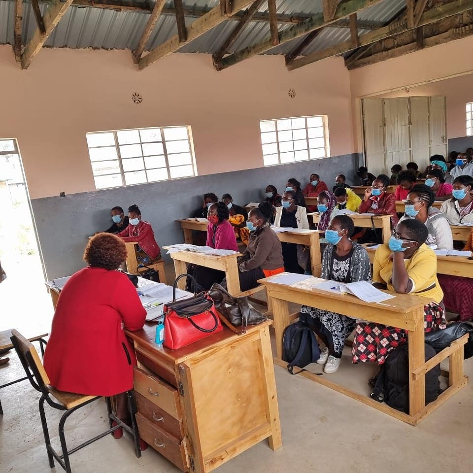 brigadiernjunge's tweet photo. Brigadier Njung'e Kihu addressed to more than 50 ECD teachers from around Gilgil Subcounty during a seminar held at Township Primary School, Gilgil and that was meant to train and appraise them in regards to the new Competence Based Curriculum (CBC) 
#Gilgilyetu
#kusemanakutenda https://t.co/tj6Di87if5