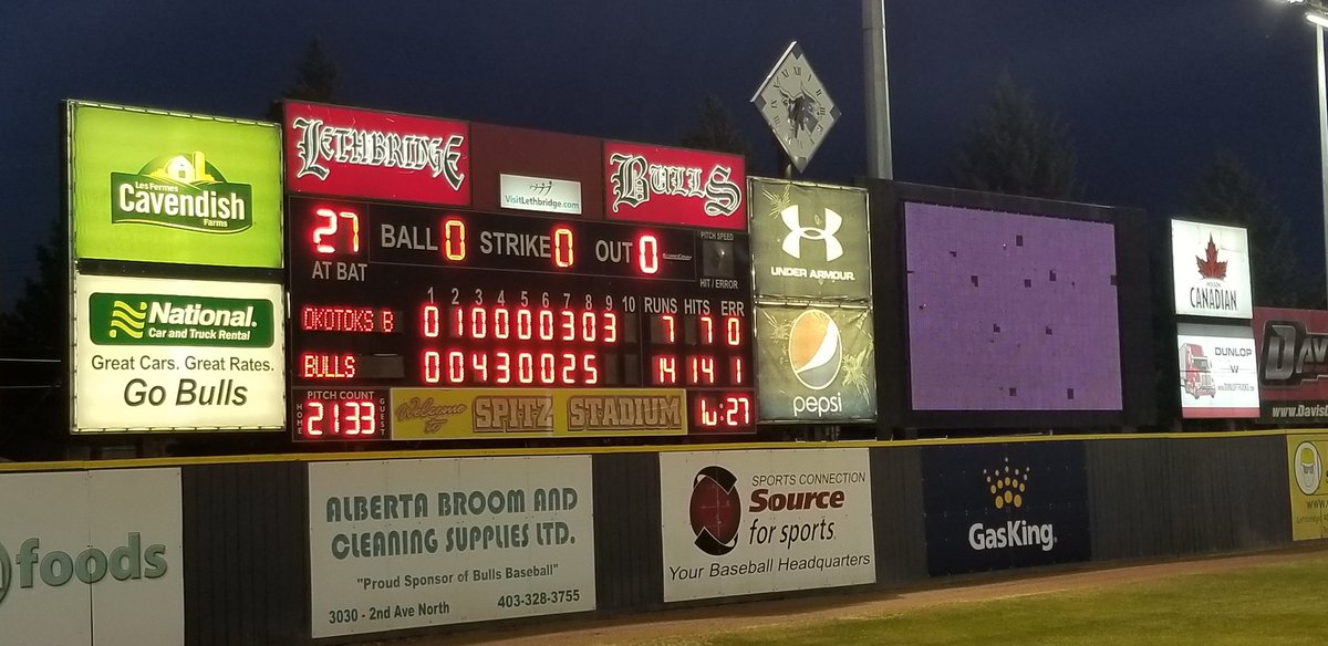 JustinGoulet21's tweet photo. #Bulls win!! A great start to the season for the @lethbridgebulls with a 14-7 win over #Okotoks. βΎοΈ An awesome way to spend a Friday night! π #SpitzStadium #YQL @wcbleague https://t.co/KDhq7a1sWd