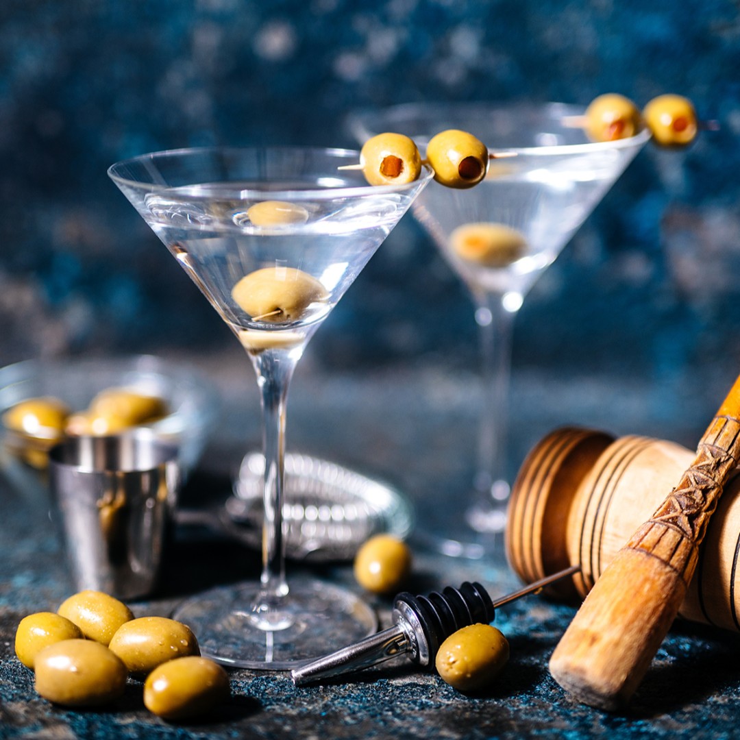 12_Apostles's tweet photo. French, Gibson or "Straight-up Dirty", challenge our mixologists to make it just the way you like it or select from our new bespoke cocktail menu in the Leopard Bar.
https://t.co/pfvuQyqTUZ
#martiniday #Leopardbar https://t.co/qVzC7li9X8