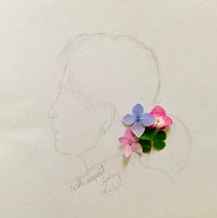 Hsu_____'s tweet photo. မတရားမှုတွေကနေ အမြန်ဆုံးလွတ်မြောက်ပါစေတော့ အမေ🙇🏼‍♀️
မွေးနေ့မှာ ကိုယ်ကျန်းမာပါစေရှင်။

FREEDOM FROM FEAR

#76FlowerStrike
#June19Coup
#WhatsHappeningInMyanmar https://t.co/Y4EMULNpyw