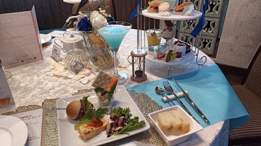 推し色アフタヌーンティーセットに行ってみた 速報版 Togetter