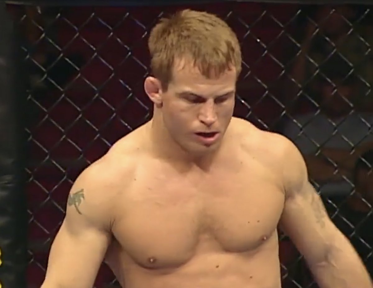 RMH_MMA's tweet photo. The night the Muscle Shark and Matt Hughes collided. I always felt Sean Sherk was like a miniature Brock Lesnar. And he was undersized for 170. #UFC42 https://t.co/PO48KUhssz