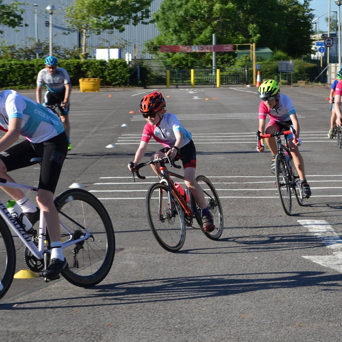CycleStar3's tweet photo. Cycle Stars on track. doing what they do best. If want to be a Cycle Star join us on Tuesday at EDF Energy, Barnwood, Gloucester email: training@cyclestars.co.uk
#CycleStars #Gloucester #cycling #kidsroadbike https://t.co/gCKNs2Dsne