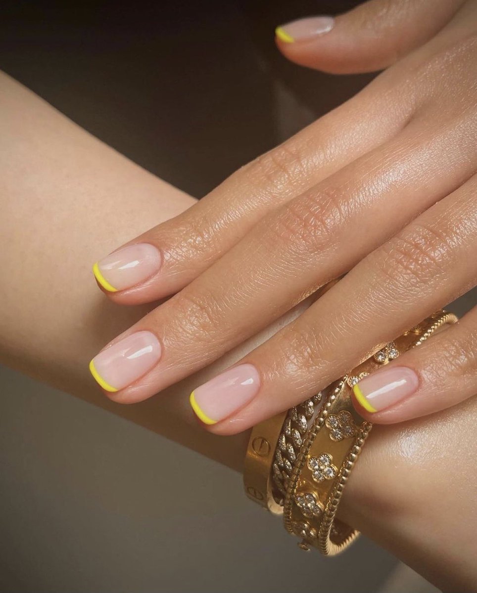 ishpreetkaur__'s tweet photo. Ombre side French or Fluro tips ? https://t.co/sKjrA4WqEU