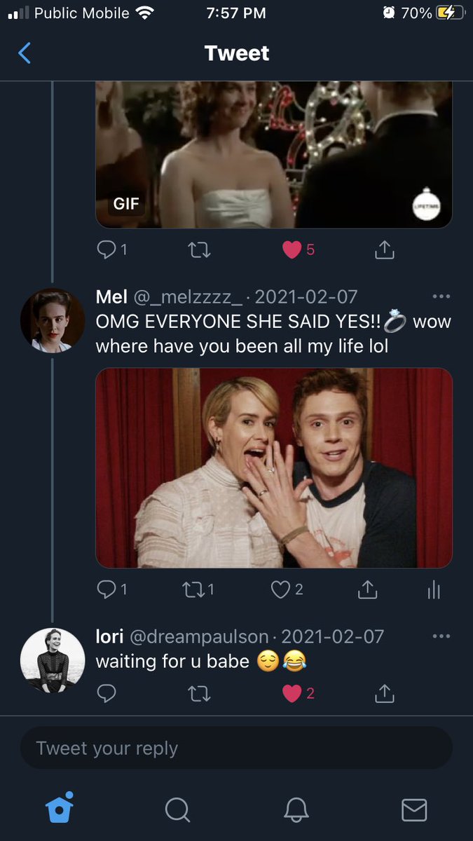 _melzzzz_'s tweet photo. Hello everyone remember my wife? 
Let me be gay af for a minute: 
I have the best wife in the universe and I love her sm period T.
Thank you for coming to my Ted talk. https://t.co/xuy2SKzIxi