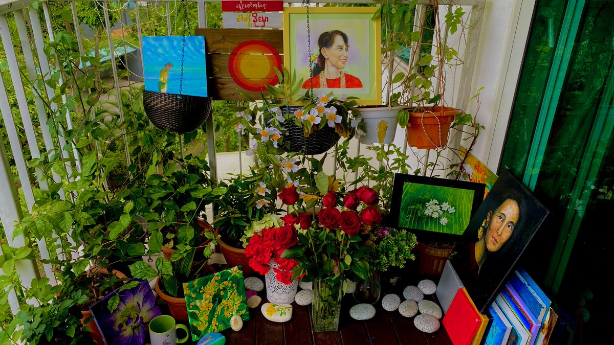 SuuChitThu's tweet photo. May you be happy. 
May you be well. 
May you be safe. 
May you be peaceful and at ease.
🙏🙏🙏
#DawAungSanSuuKyi 
#76FlowerStrike 
#WhatsHappeningInMyanmar 
#June19Coup https://t.co/0wol8VnJt9