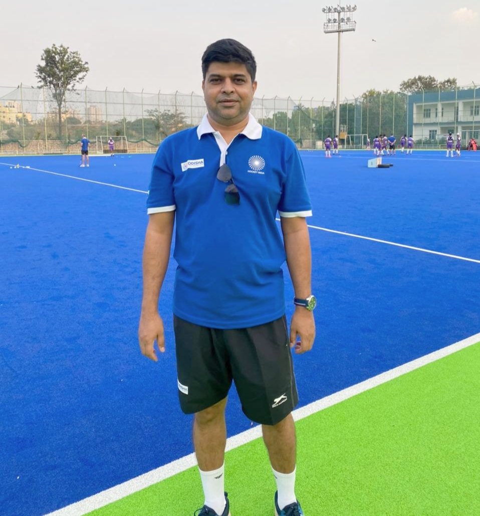 sports_odisha's tweet photo. Along with star #Odia players Birendra Lakra and Amit Rohidas, #Odisha's Dr. Sudeep Satapathy will also be travelling with the Indian Men's Hockey team for #Tokyo2020 as the Team #Doctor. 🏑

Congratulations Dr. Sudeep! 

#OlympicsKiAasha #IndiaKaGame @TheHockeyIndia https://t.co/pQYoS1mKFh