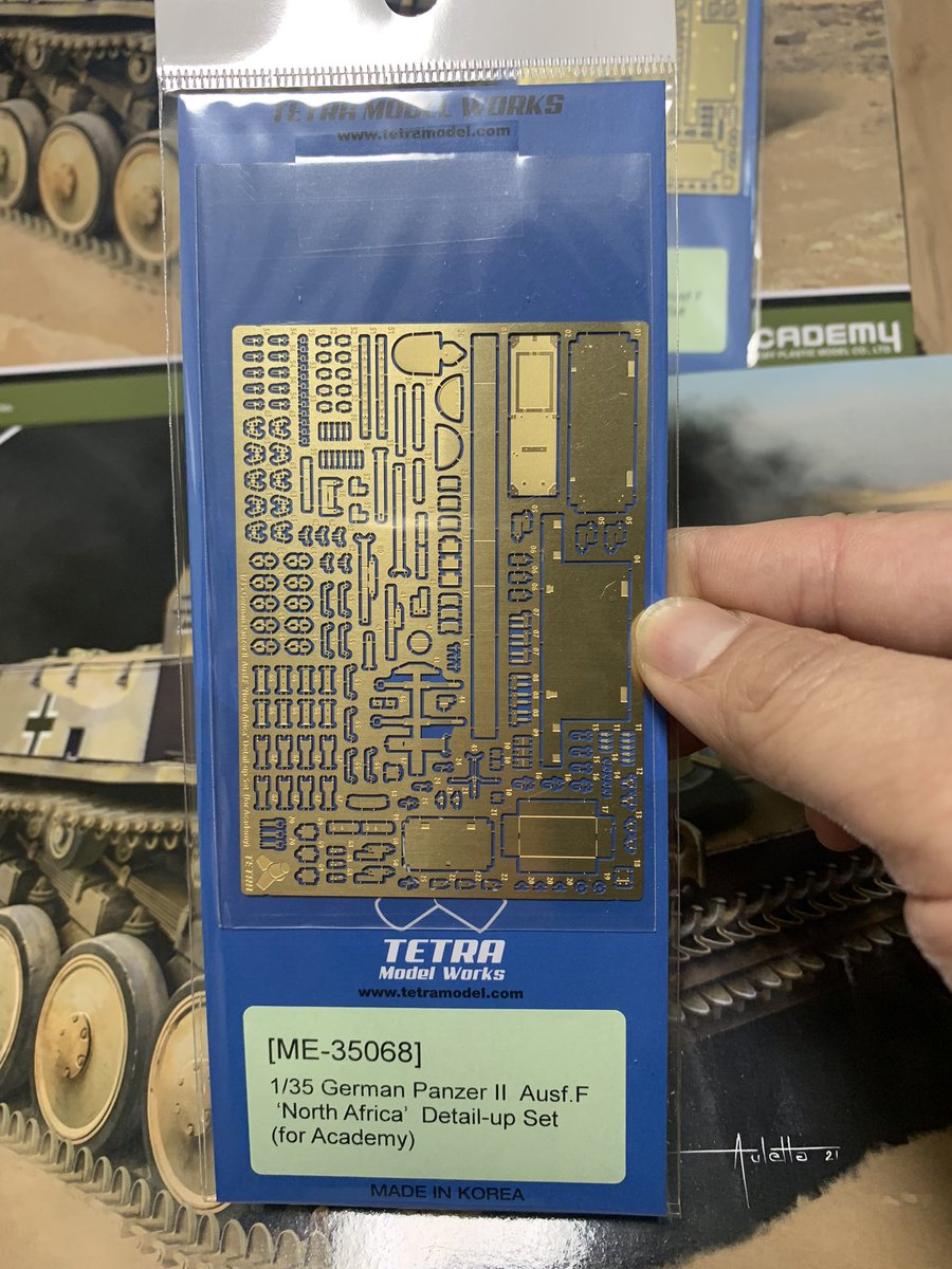 KUMAKUMA7230's tweet image. Academy new kits

1/35 German Panzer II
Ausf.F &quot;North africa &quot; &amp;amp; Tetra model PE set

#tetramodel #pe #detailup #GermanPanzerII