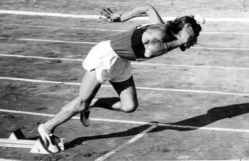 vaisgloriious's tweet photo. Bow to the timeless sports icon and his forever legacy !
#FlyingSikh 🇮🇳 https://t.co/r4WAOFjDxu