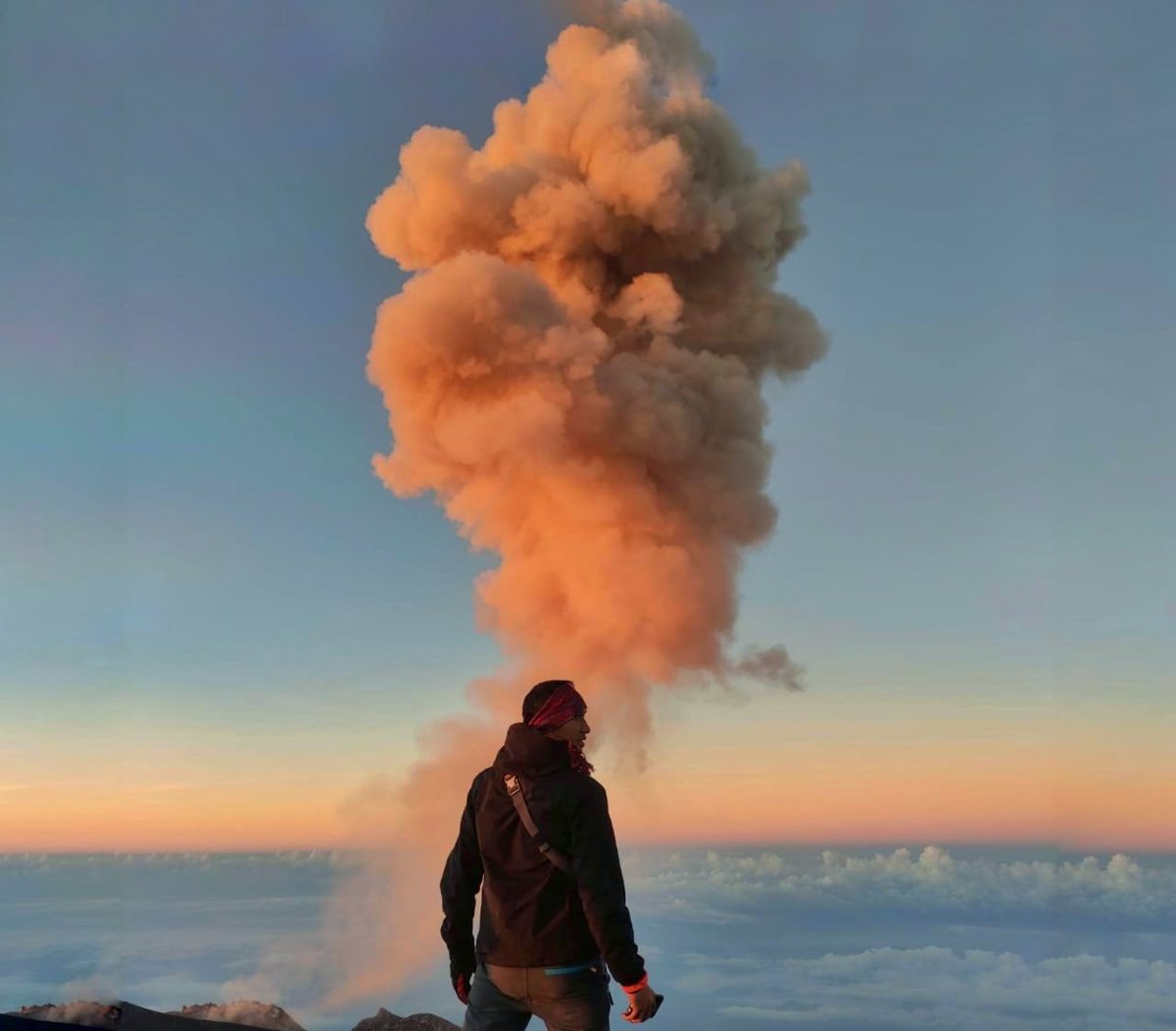 Umur 40 masih naik gunung.