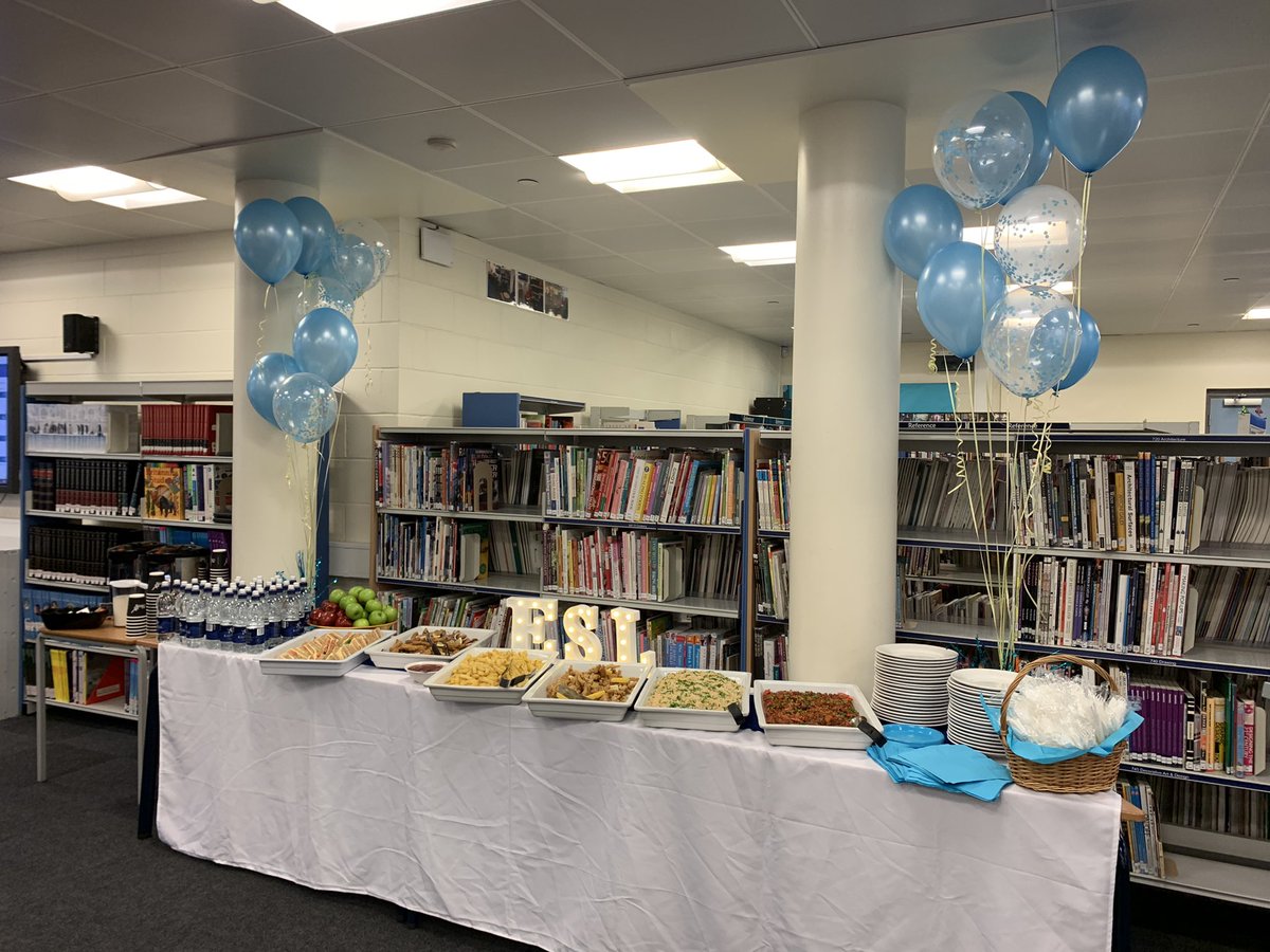 Absolutely adorable graduation 👩‍🎓 ceremony for our early acquisition EAL/ESL learners yesterday. Students have developed confidence, made new friends and overcame initial fears. 

It’s an honour to be part of this support network @CumberlandE13 #teamenglish