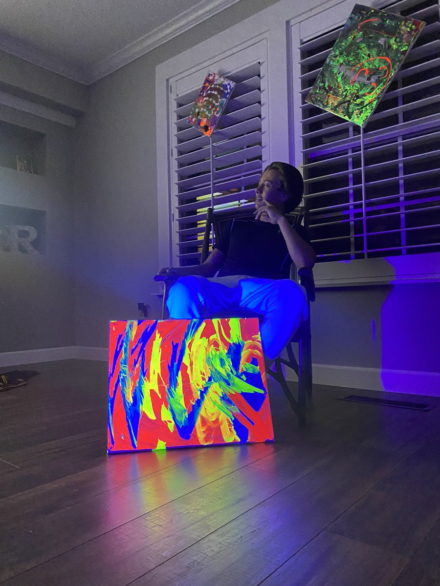 rushedantics tweet media