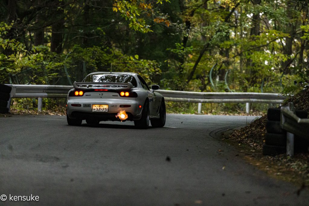 base_setagaya's tweet photo. 群馬サイクルスポーツセンター
RX-7
Canon EOS-1DX撮影
#群サイ #ペン銀 #ペン銀会 #matuda #rx7 https://t.co/iKuM1dWgzg