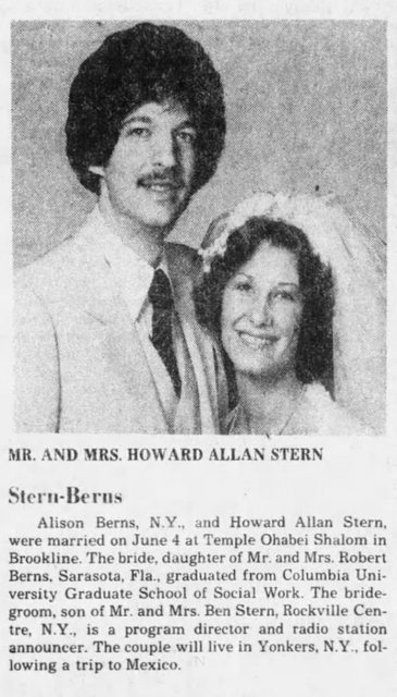 925mlbfan's tweet photo. @fakeronwash38 @shawcochrane UPDATE: and I also have something from the archive (weird that we keep finding all of this stuff) - a rare wedding photo of a young @fakeronwash38 and @FakeGerryWash! https://t.co/1rEczao2LU
