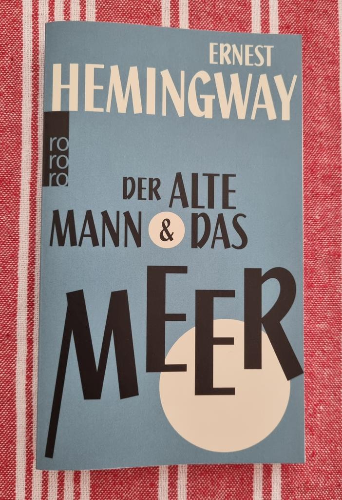 miku85335434's tweet photo. Ein Buch fürs Leben.
Ein Buch zum Leben.

In ihm der LebensSatz:
"Es ist dumm, nicht zu hoffen." https://t.co/lmwYYv8nTY
