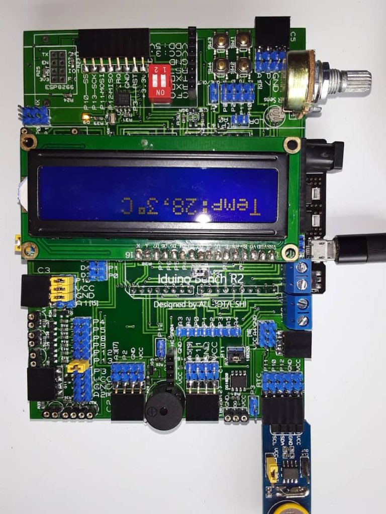 ALLIOT_RDC's tweet photo. Comment la #RDC arrivera-t-elle a sa si la carte mère de nos futur drones made in DRC n’est pas valoriser? Le #STEM n’est doit pas rester un concept. Voici l’#innovation dans le #STEM. @kolongele @AugustinKibassa @migishaofficiel @NgalulaPe @numeriquecd @FrumenceBoroto @SKaozi https://t.co/GQleTqjIbu