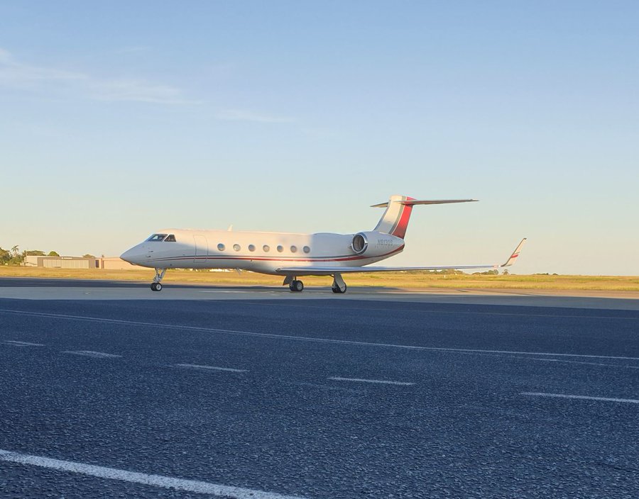larry page private jet