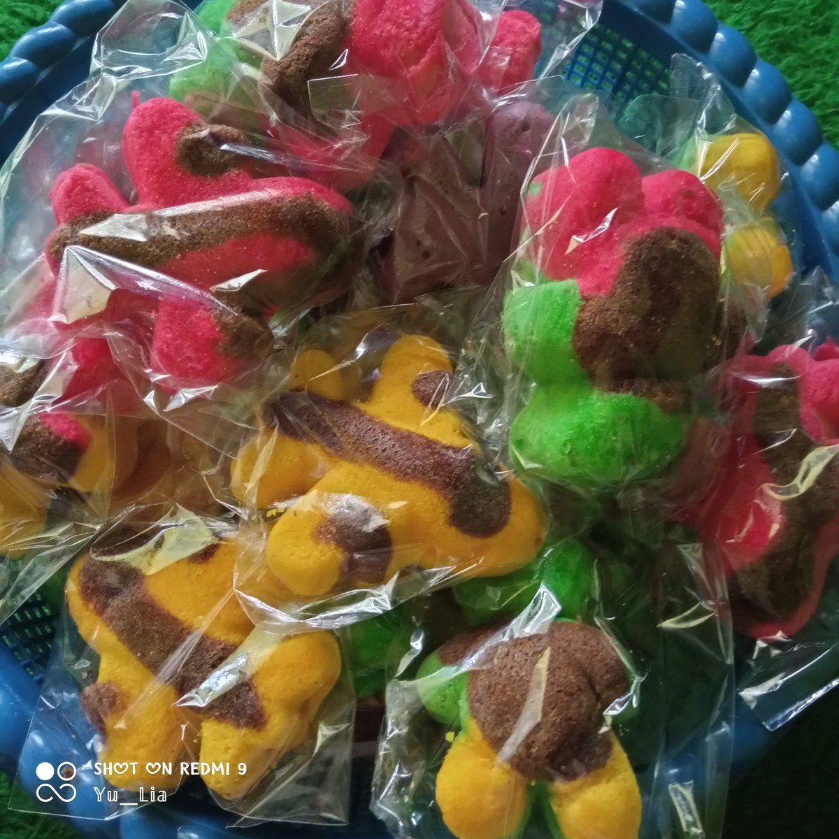 YGelies's tweet photo. @Sofy_Beeeeee @Colibri79437982 Dom: Banjarmasin
Semoga aj rezeki bisa bikin ini
Sini mak @adetysuperemak
@Thea_ALodie
Ada panci....
#Coliday https://t.co/0zabziVQBJ