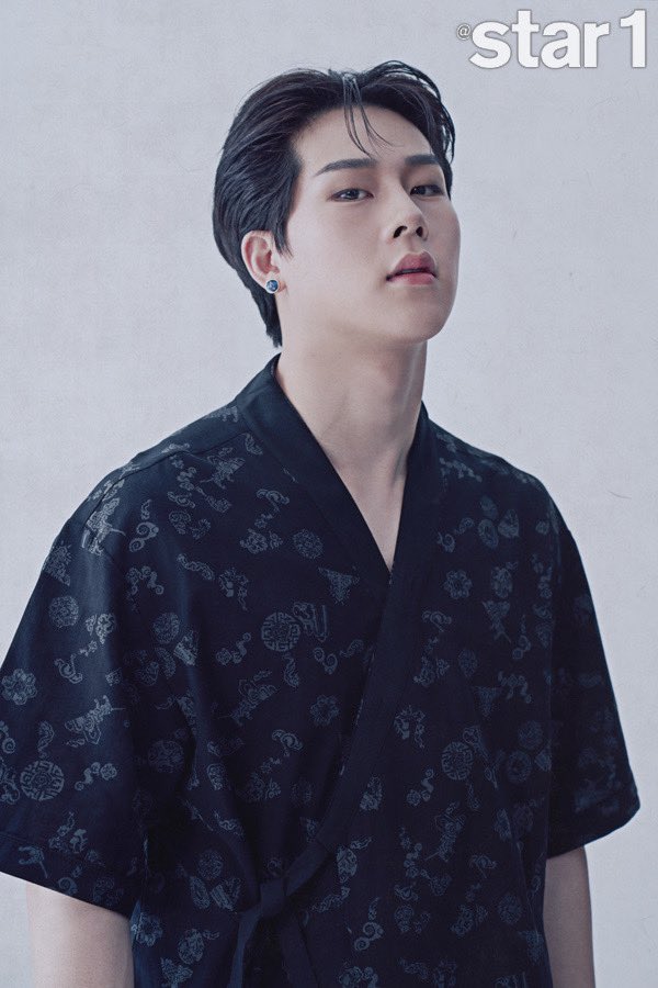 OfficialMONSTAX's tweet image. 📸
#몬스타엑스 #주헌
#앳스타일 7월호 화보

@star1magazine
#MONSTAX #MONSTA_X
#JOOHONEY