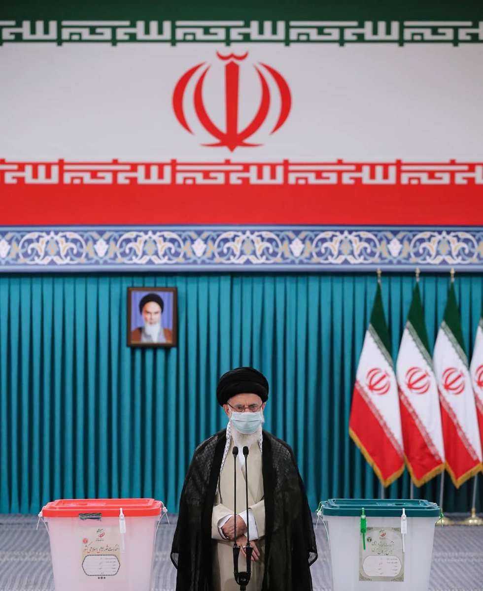 Iraniii__am's tweet photo. ابرمردی که با چند دقیقه سخنرانی تمام معادلات دشمنان را برهم میزند❤️❤️❤️

سلامتی این صلابت و اقتدار #صلوات https://t.co/jLZsq7Bahq