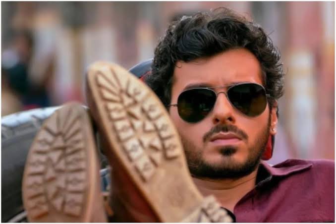 Happy, Healtthy & wealthy birthday to you Munna bhaiya prince of Mirzapur Sir 