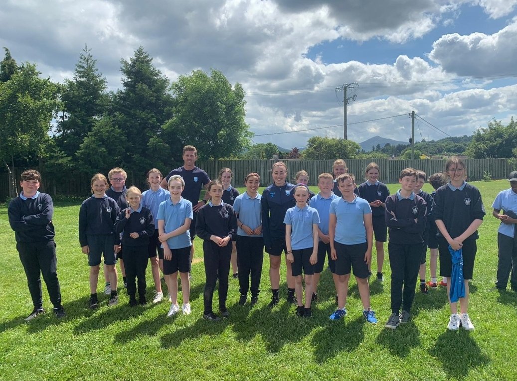 DLRWaves's tweet photo. What a great start to our DLR Waves in the Community programme last Thursday with the kids in St Annes Primary school in Shankill, A big thanks to all the teachers & kids and it was great to be part of their active month, see you all very soon ๐
#ActiveMonth
#DLRintheCommunity https://t.co/oTYukhc5Db