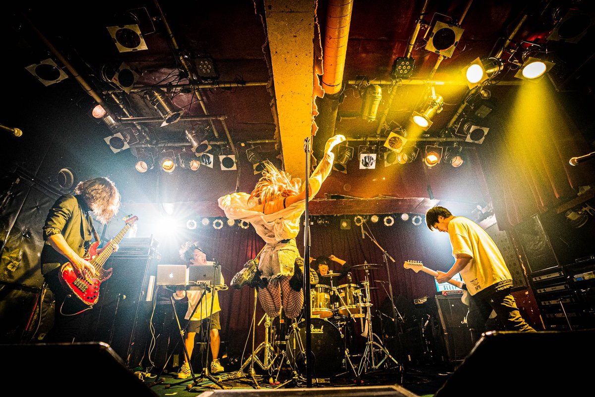 _SLEEPLESSSLEEP's tweet photo. 【2021.06.18】
Thank you Chelsea Hotel!
Happy birthday Yohma 🥳🥳

Photo by @gh_ray0511 https://t.co/PVrYosZXQT