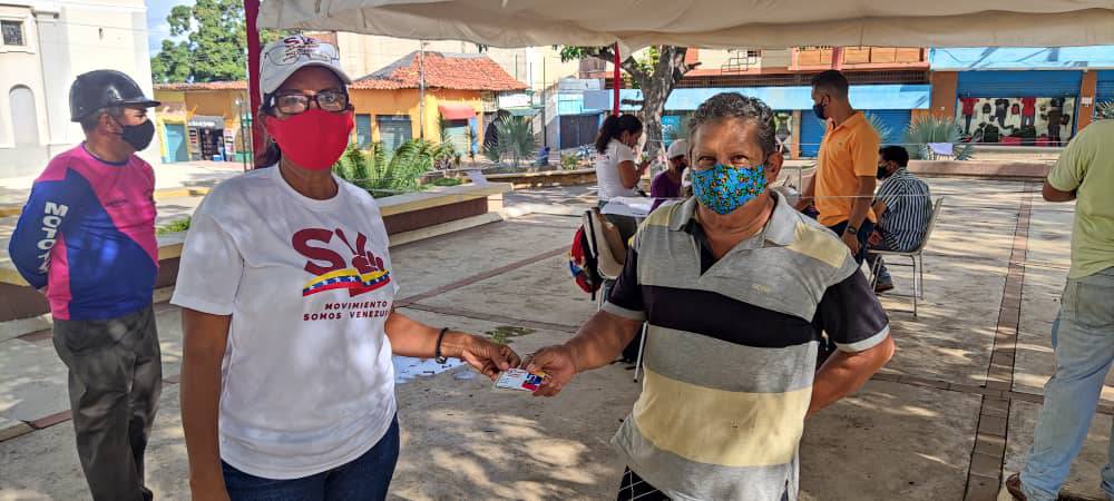 En Guárico continúan sumándose nuevos militantes a la familia revolucionaria del <a href="/PartidoPSUV/">PSUV</a> para que juntos sigamos construyendo la patria de Chávez y Bolívar.

¡VENCEREMOS!

#GuáricoEnUnidadTrabajaParaElPueblo