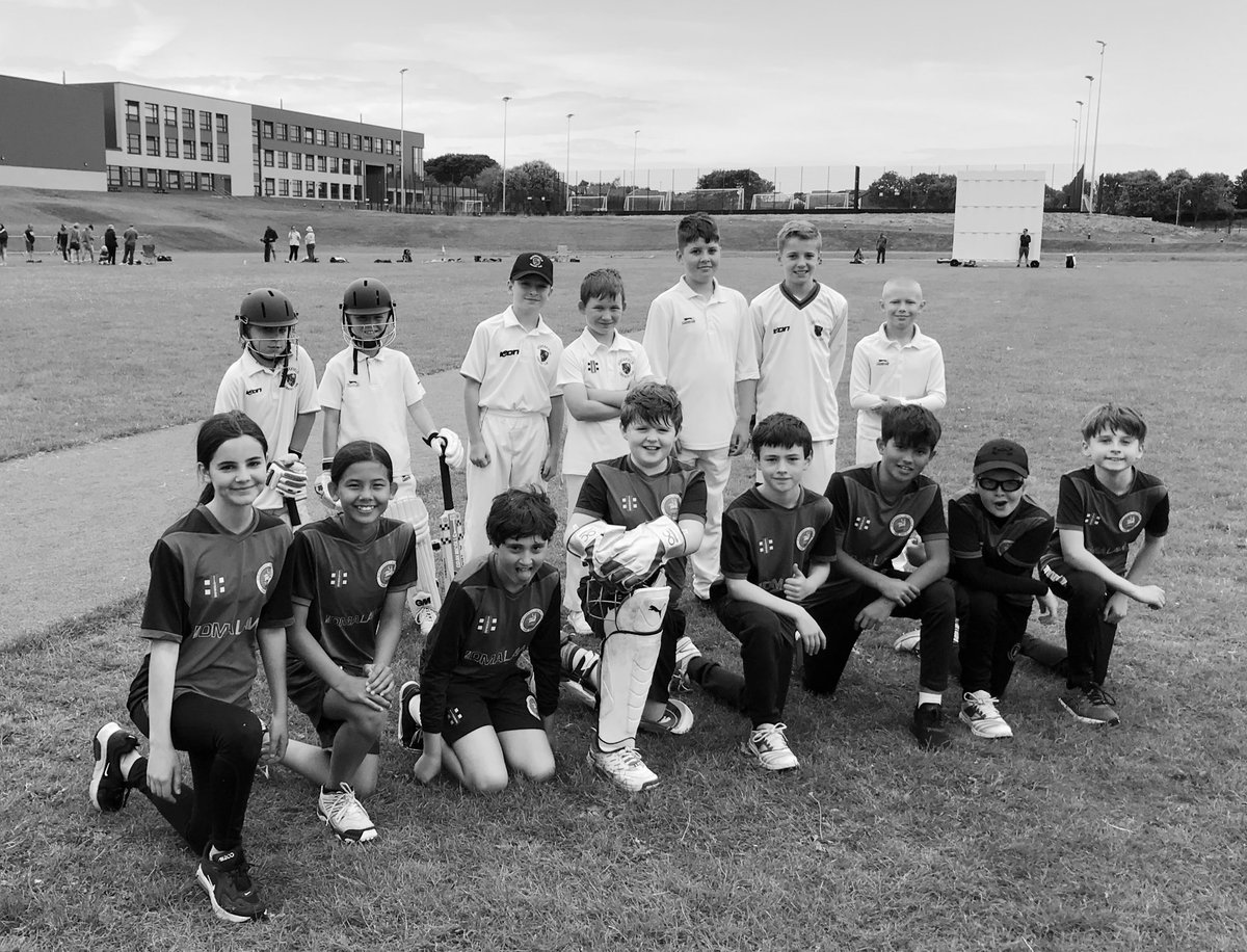 HPoolCC_Minis's tweet photo. This morning our Under 11s welcomed @Sedgefield_CC to the #MGCG, with our new sightscreens getting their first outing since delivery. Two great matches, played in the right spirit. @Sedgefield_CC won the league fixture, with us winning the development match. #SpiritofCricket 🏏 https://t.co/zNY4CUq0UL