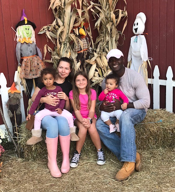 redcrossny's tweet photo. “Alex tries to be a strict father—he loves discipline—but at the same time, he is very nurturing and caring. He spends his time taking care of his little girls". https://t.co/h4kmoMSLp5 #FathersDay #MyRedCrossLife https://t.co/Tx1LBG17L2