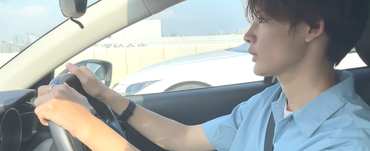 noaslay's tweet photo. been waiting to see him driving since idk when and it's really worth the wait😍😍 you did well!! @noamusic_japan
#NOA #NOALOG #noana https://t.co/2XrG8UejXF