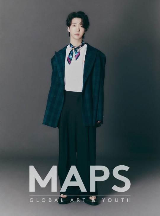KoreanUpdates's tweet photo. Former #BAP leader #BangYongGuk having his first pictorial after completing his military service with 'MAPS' https://t.co/jrcTwvbelB #KoreanUpdates VF https://t.co/OULP5NKWFH