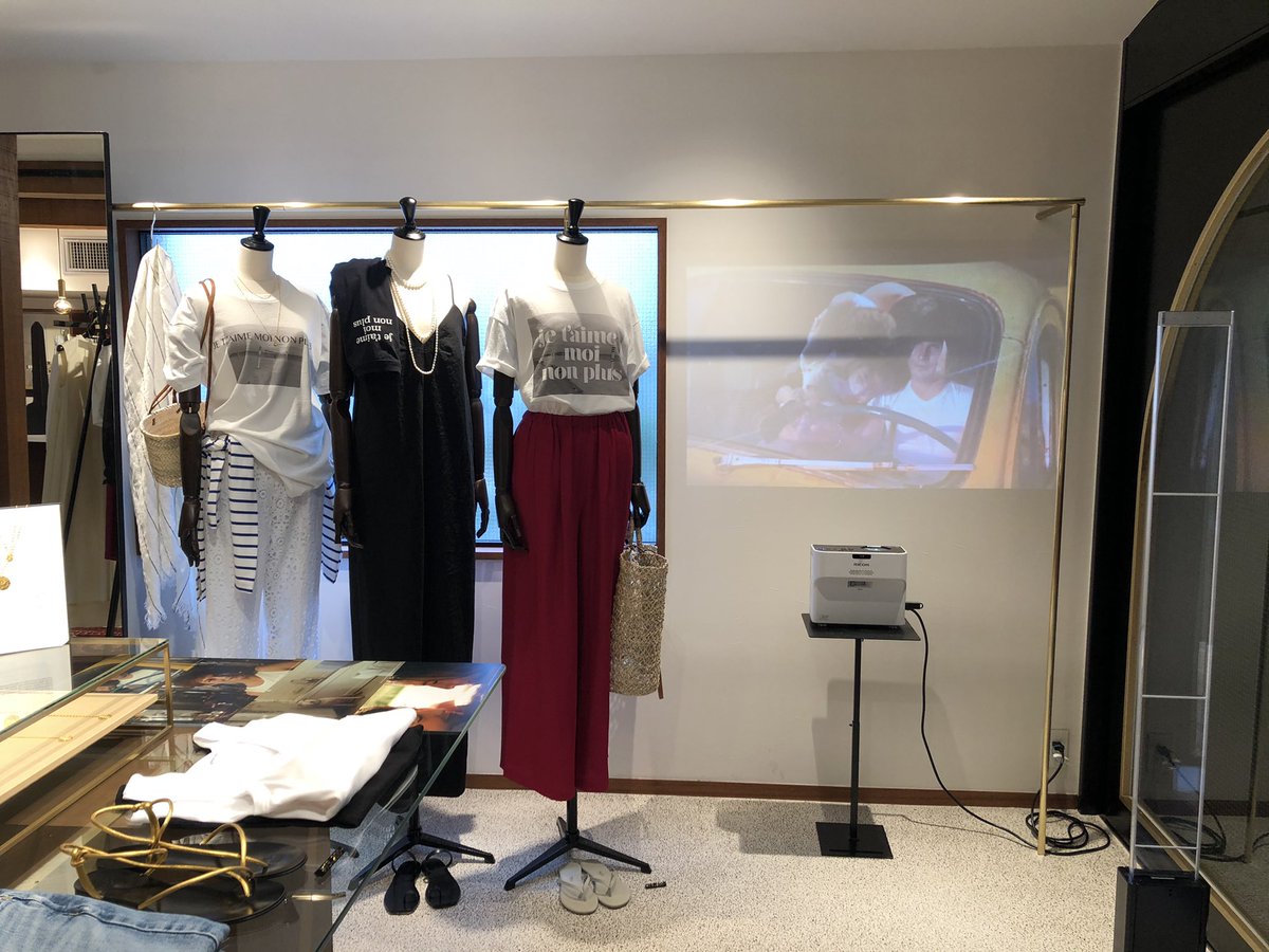 jetaime4K's tweet photo. 【タイアップ : VERMEIL par iéna】
映画の公開を記念してCALUXとコラボのオリジナルTシャツが販売中です!
価格:フォトT ¥9,900 ロゴT ¥9,350
期間:5月末~
販売店舗:vermeil全店、ベイクルーズストア、zozo、amazon
https://t.co/YZw6k7BsKV
#vermeilpariena #CALUX https://t.co/aOda562eM6