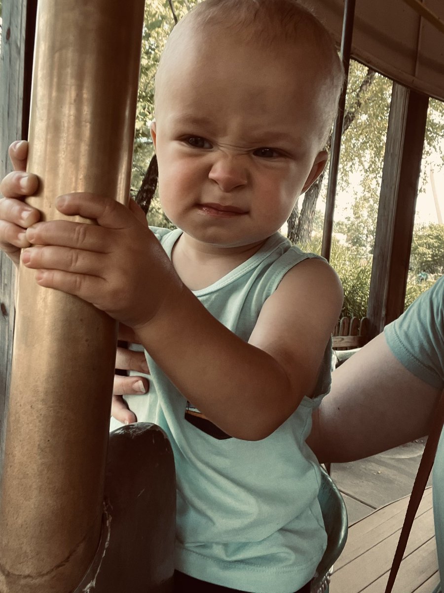 ash_ross_mine's tweet photo. ~My two summer 2021 moods~ https://t.co/DNykabTYtu