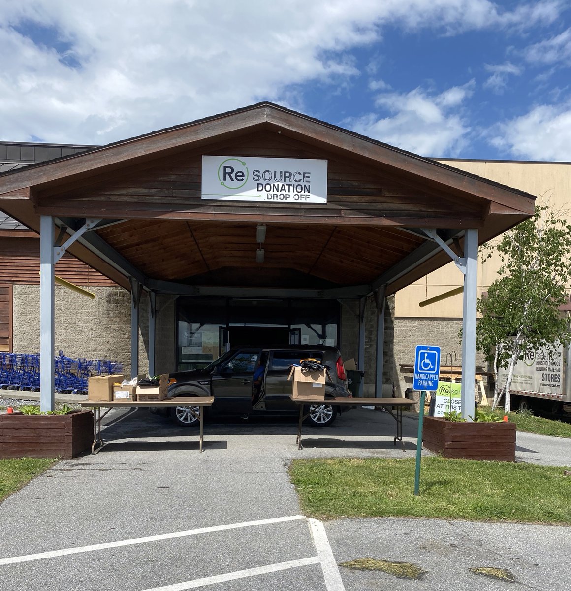ReSOURCE_VT's tweet photo. Our ReSOURCE Williston store Donation Bay hours are reduced this weekend. We will accept donations from 12pm to 4pm both today and Sunday. 
We are sorry for any inconvenience https://t.co/FRn2lPKgG9