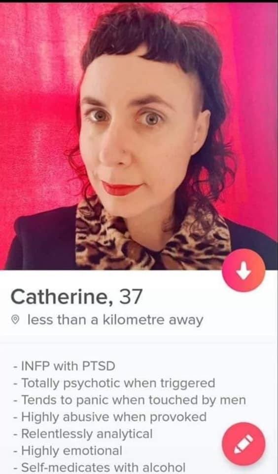 jamieuwu420's tweet photo. she has all this to offer PLUS that amazing haircut https://t.co/BS8YygnR2z