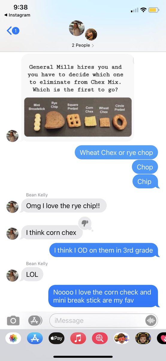 mellykelly_17's tweet photo. Just your average Saturday morning chat... @Megs1491 @ckelly26 @GeneralMills #chexmix https://t.co/32JHxmRLOU