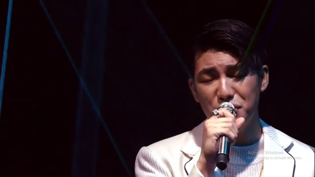 Teodyjoy2000's tweet photo. #DarrenHomeRunConcert https://t.co/QnrSANmI1J