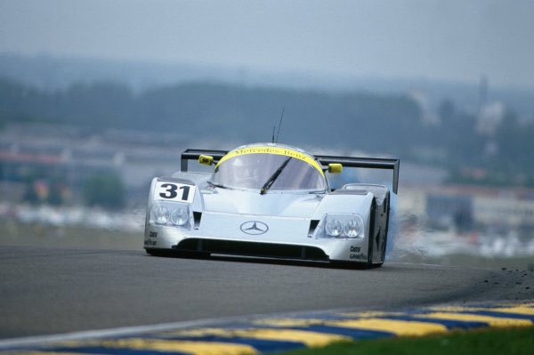 Simon Strang tweet media