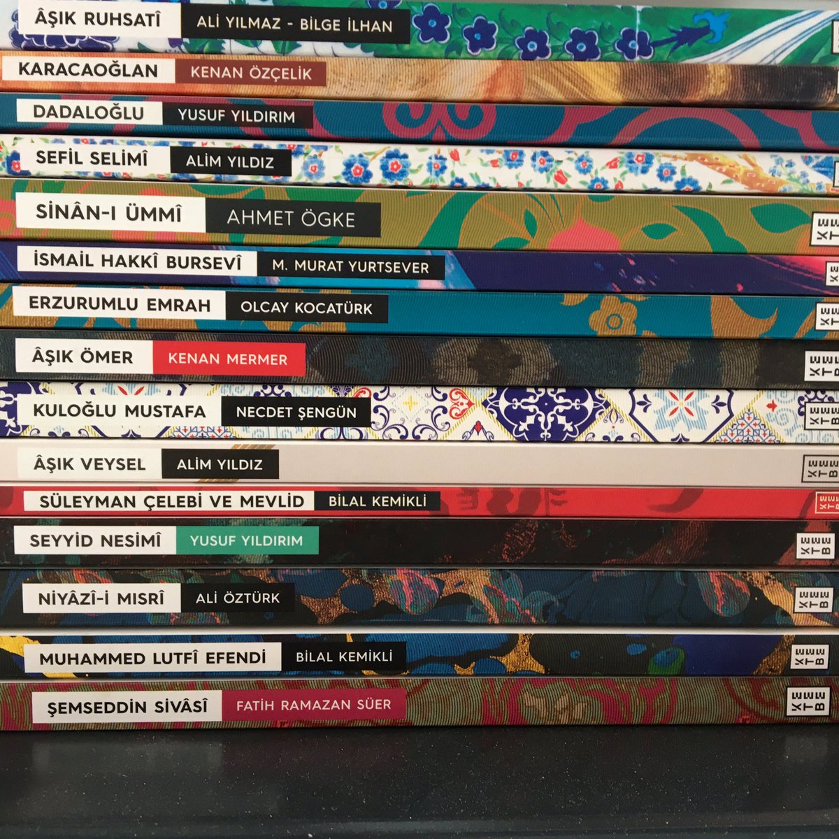 TOPLAM 15 KİTAP!
KİTAP ÇEKİLİŞİ📚

📝Şartlar:

🔴Bu tweeti RT et.
🔴Twitter hesabımızı takip et.

🟢Son Tarih: 25 Haziran Cuma
#KitapÇekilişi #cekilisvar