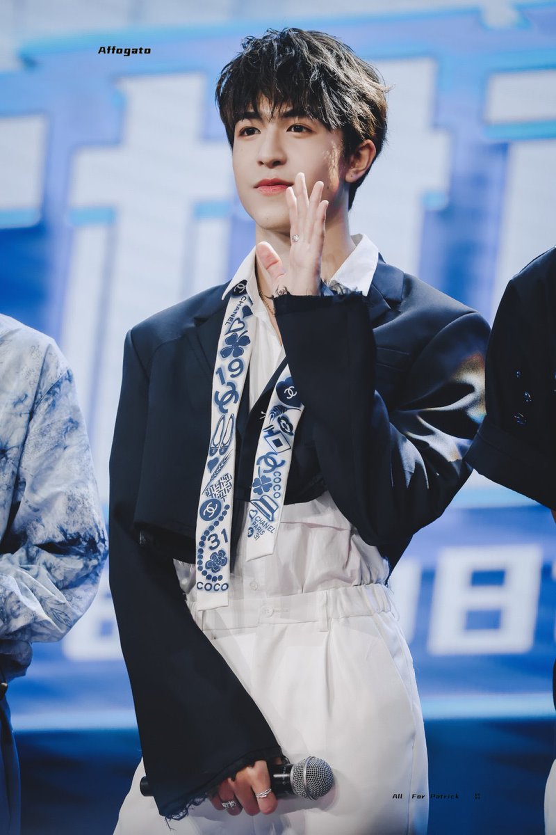 pansasoftwan's tweet photo. โห่ววววววววววววววววววววววววววว

Ⓒ Affogato1020-尹浩宇

ChunZhen Patrick #INTO1Fanmeet_PaiPai https://t.co/F3pOszx9BY