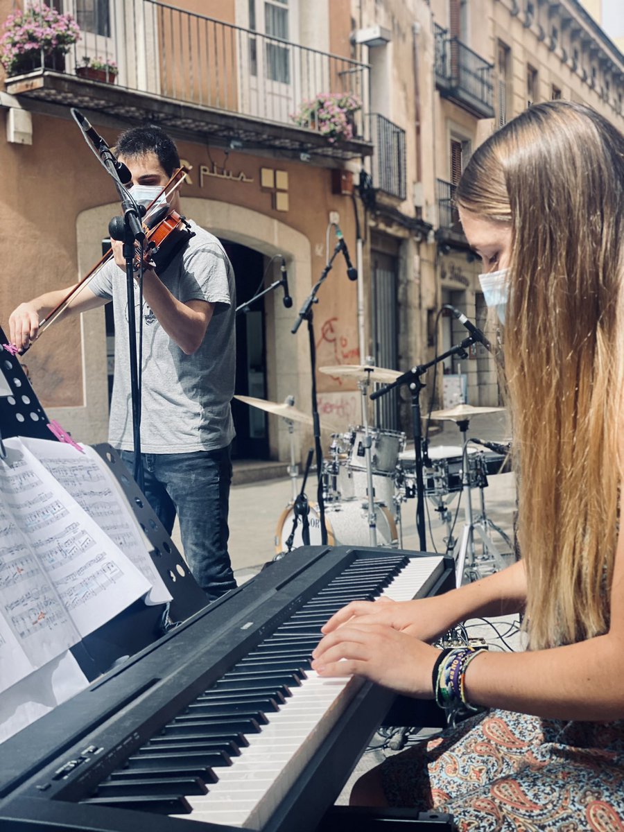 EMMMataro's tweet photo. Seguim amb la Mireia i en Miquel i aquesta #cambra que posa la pell de gallina ✨
#espetecfinal ♥️ https://t.co/2QUwyRPnh7