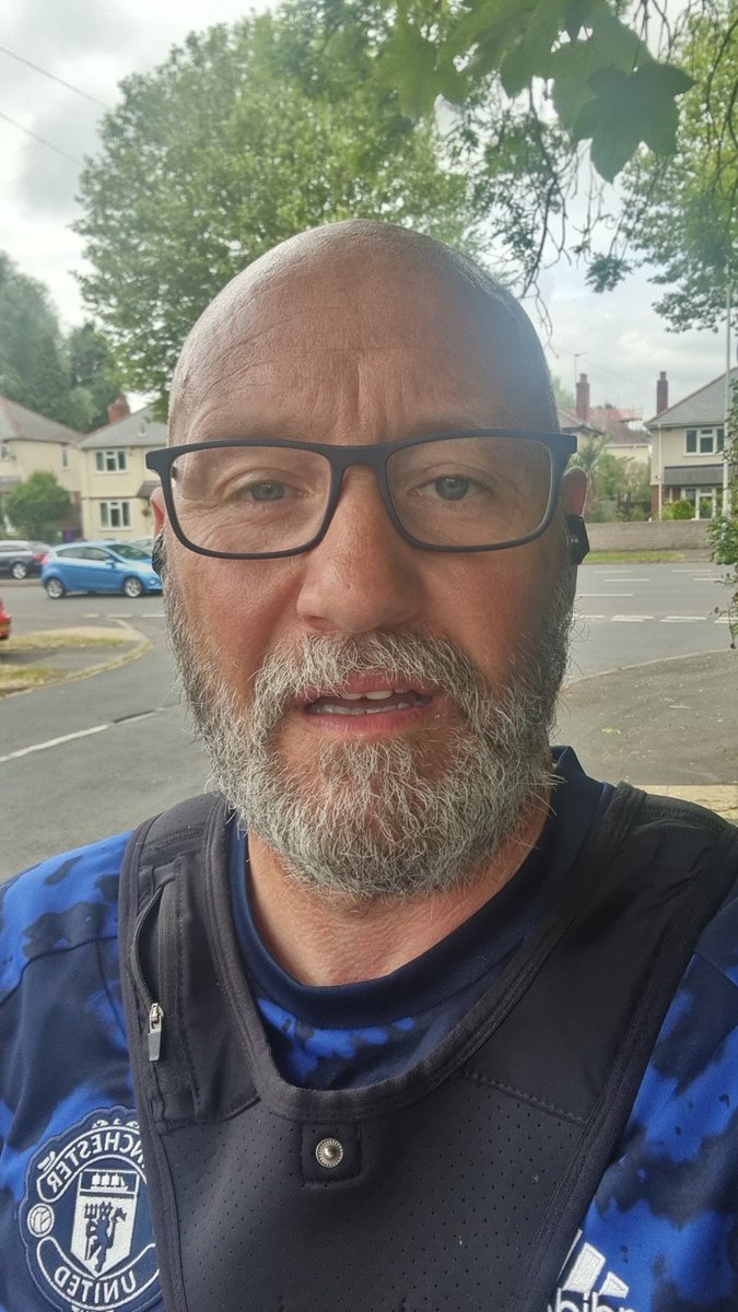 daveevo72's tweet photo. #5mile #8k #runninggoals #runslower #runfurther @BBCSounds @charliehedges No better show to listen to whilst running https://t.co/fMoaNBoZfh