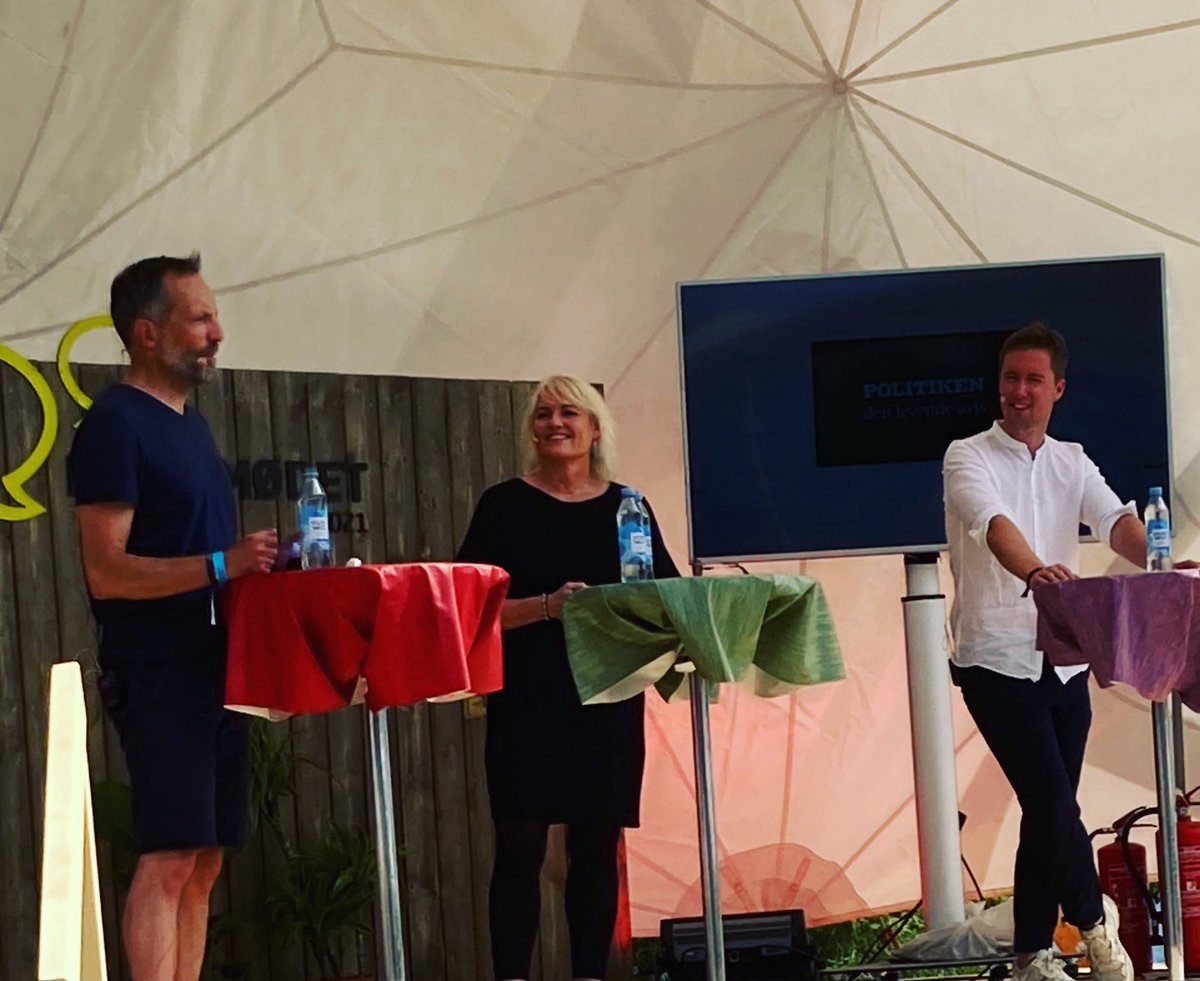 BUPLFormand's tweet image. Tak @politiken og @jacob_fuglsang for at invitere til debat om pædagogmanglen. Faglighed er SÅ vigtig for #godtbørneliv Vi har brug for en national handleplan, så alle aktører kan samarbejde om at løse udfordringen👆#dkpæd #fmdk