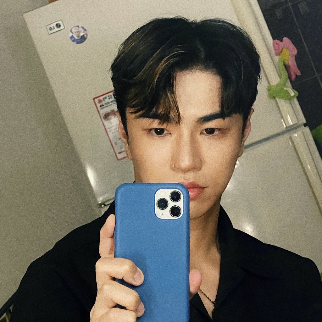 vanner_pics's tweet photo. 210619 •ू♡ cr. fancafe

#TAEHWAN #VANNER https://t.co/w0DXoToCAL