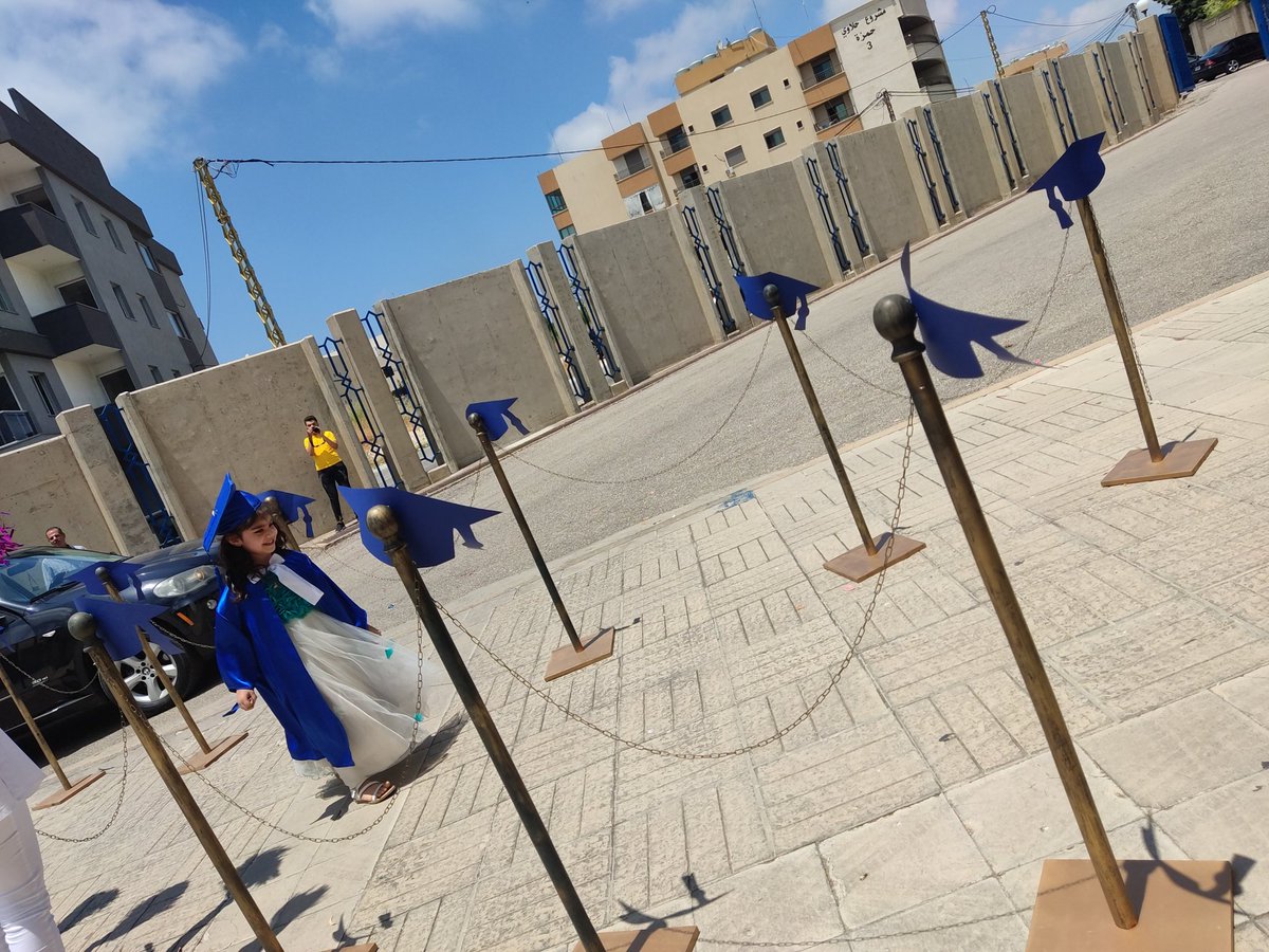 Félicitations Grande Section! Nous serons toujours là pour vous soutenir dans le prochain chapitre de votre vie ❤️
<a href="/Hhhsinfo/">Houssam Hariri HS</a> <a href="/monamajzoub/">monamajzoub</a> <a href="/tbaassiri/">Tharwat Baassiri</a> <a href="/TawilNoor/">Noor Taweel</a>