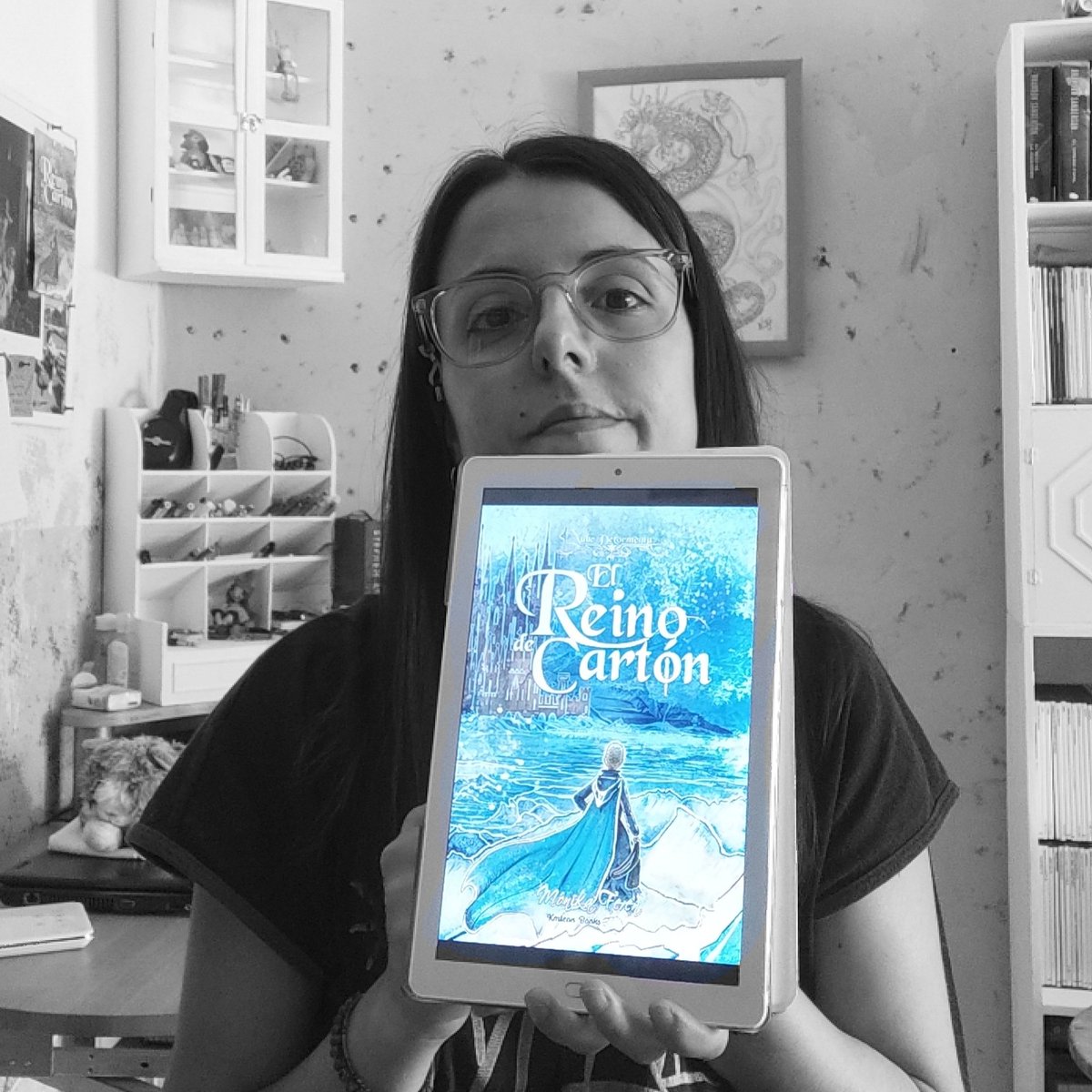 monika_feren's tweet photo. Hoy finaliza la promoción de ebook a 0,89€ ❄️💙 Se me da muy mal venderme, ayúdame compartiéndome 💙❄️ ¿RT? Muchas gracias a tods los que se lo han descargado estos días, espero vuestras opiniones ☺️ https://t.co/NSK9f53HRI https://t.co/z9Xo8VmY2d