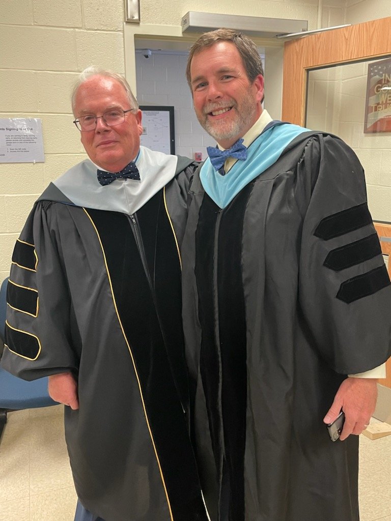 jim_angelo_1969's tweet photo. Proud to serve the @fcpsk12 community with a man of high integrity and character, retiring after 42 years dedicated to Ss, staff &amp; families. Fitting his final grad is @jameswoodhs, his alma mater. All the best to "Twitterless Dr. O"! @sgross_jwhs @DaveSovine @jay4man @BrianJH82 https://t.co/RCi9dIG8wC